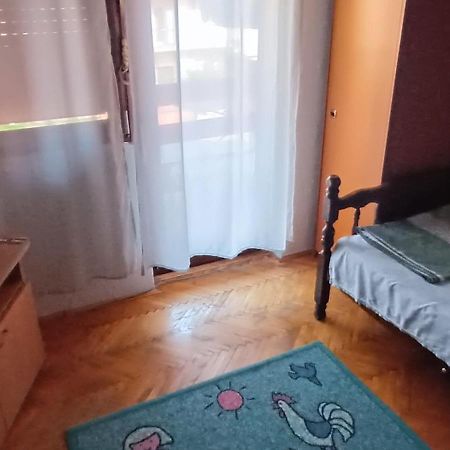 Julija Guest House オフリド エクステリア 写真